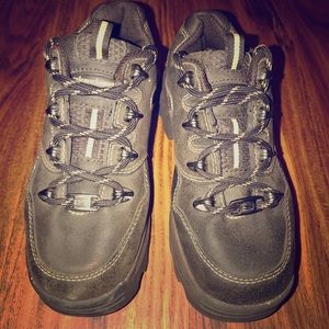 🤎 Skechers Brown Leather Hiking Shoes 🤎